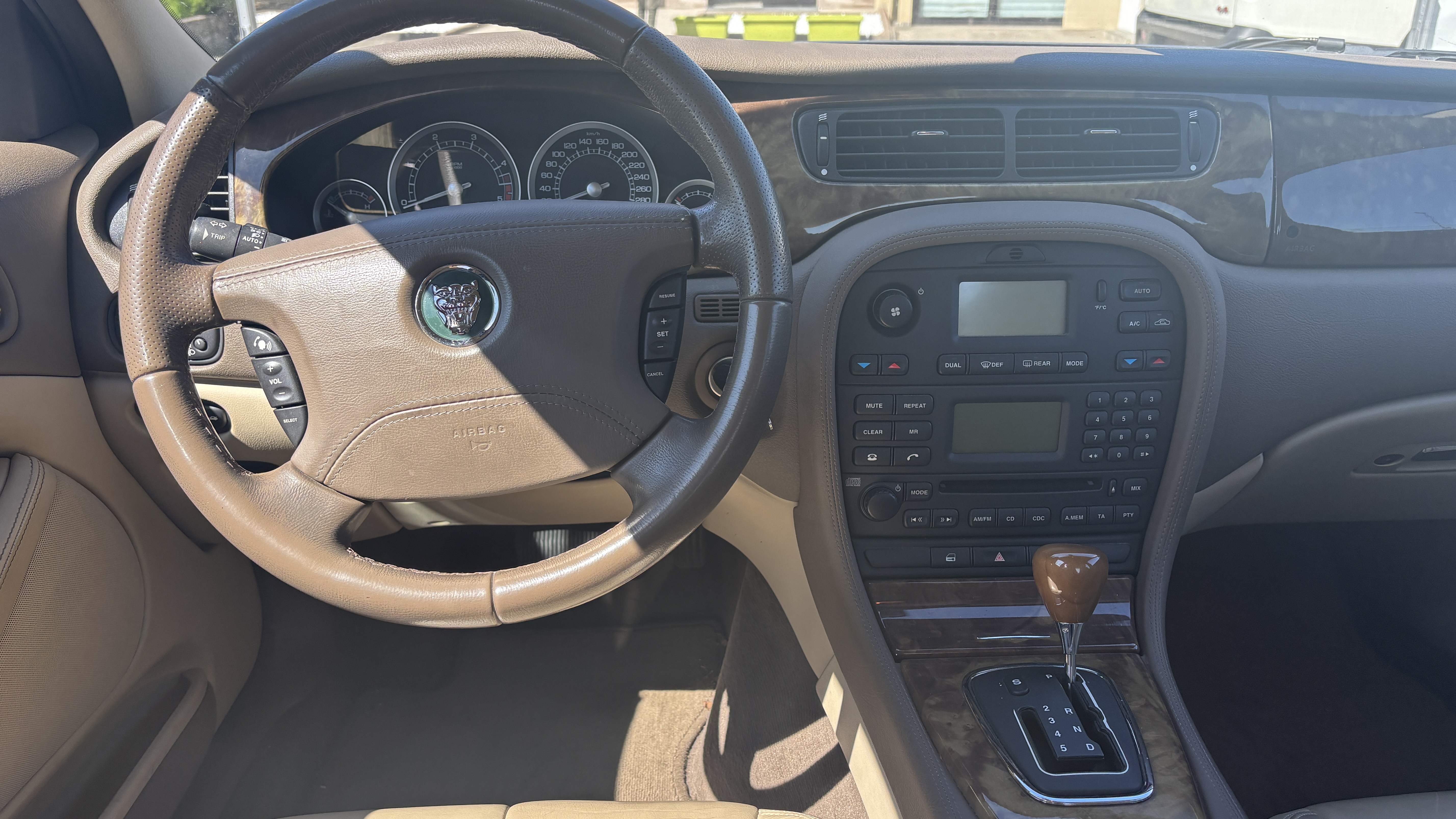 
								JAGUAR S-TYPE 2.7D EXECUTIVE DIESEL V6 full									